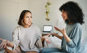 two friends discussing vaginismus