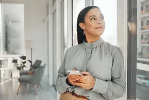 woman contemplating freezing her eggs in her 20s