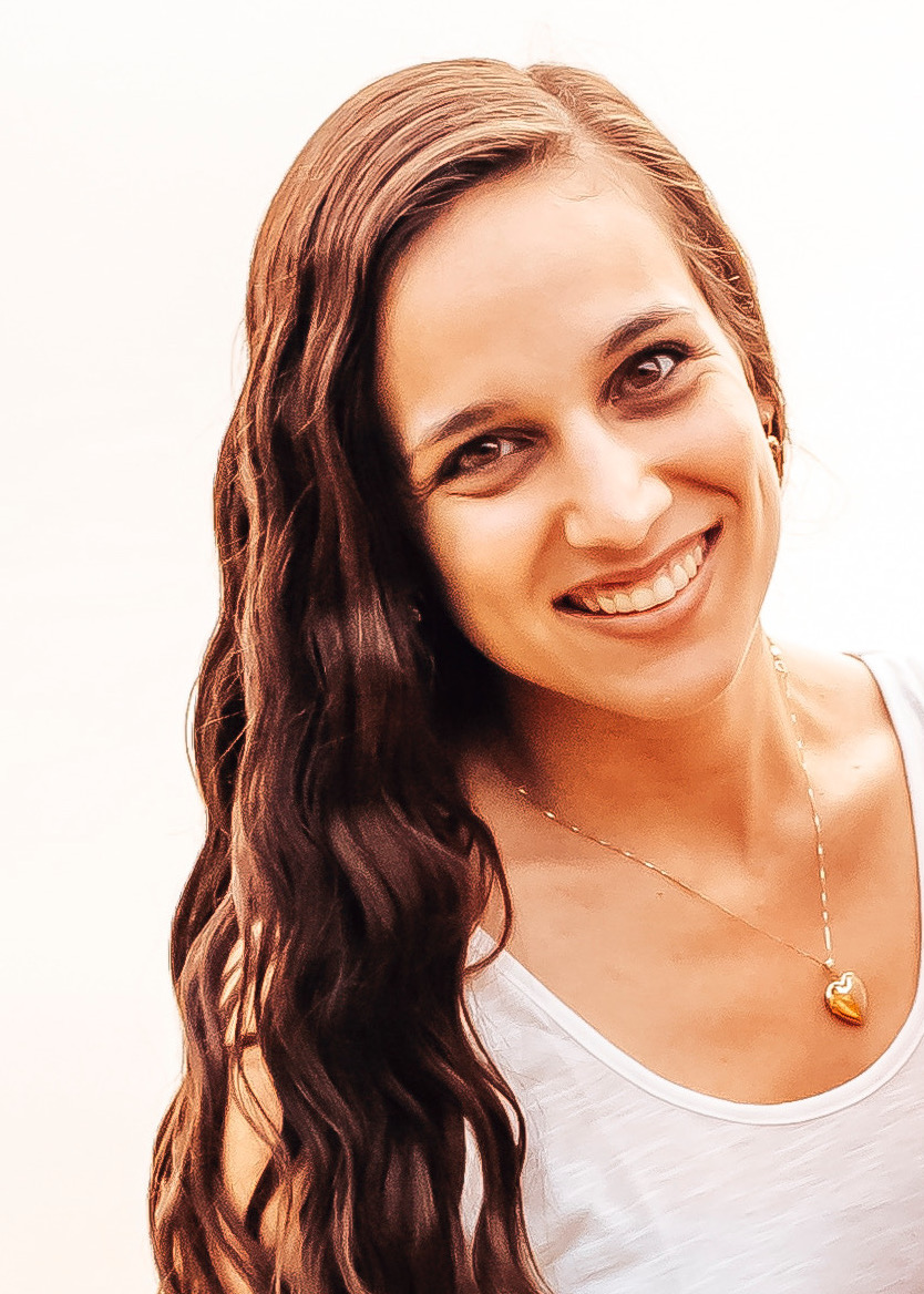 Nina Correa White